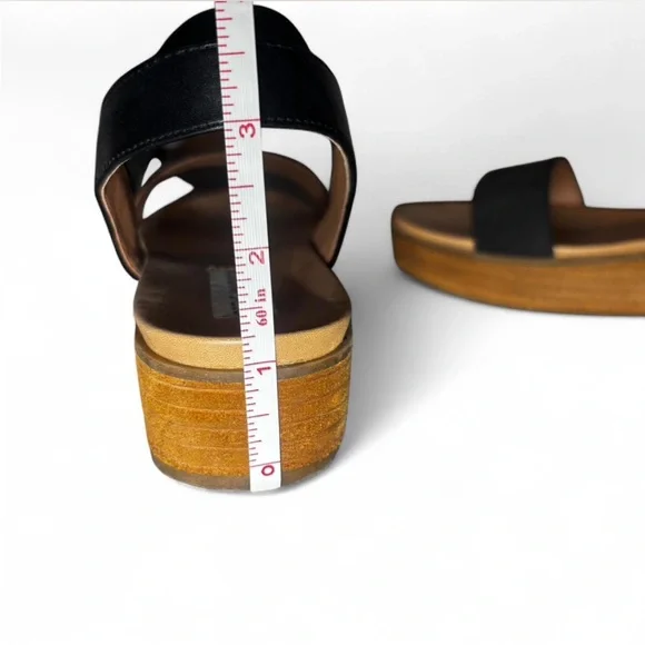 Steve Madden Agile Black Platform Sandals - Picture 6 of 6